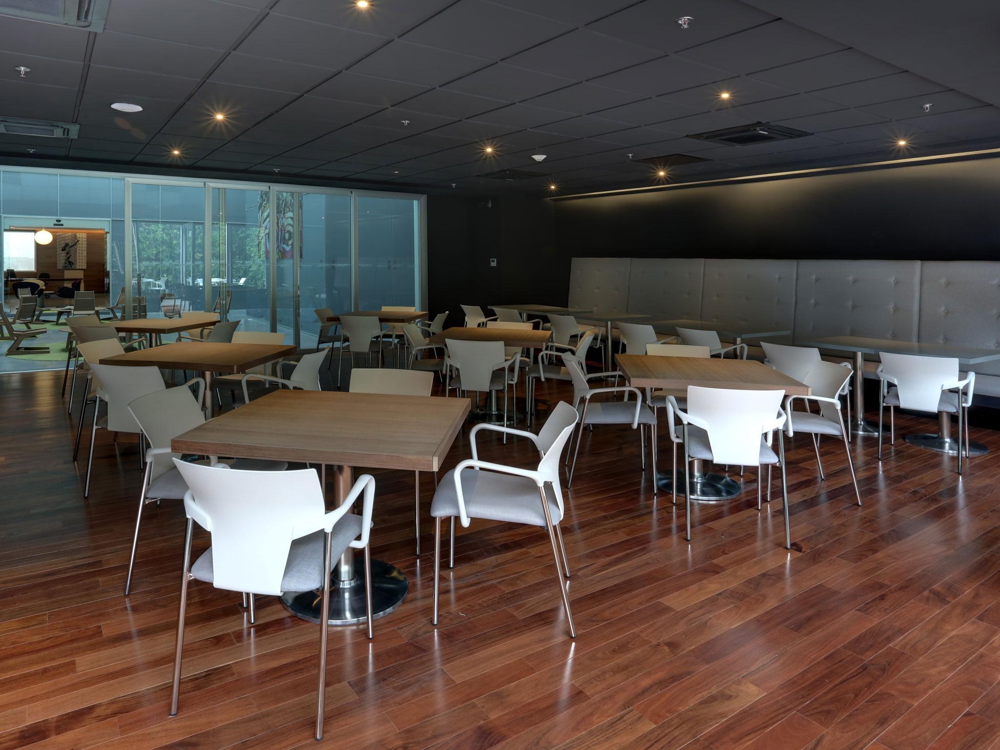 Express By Marriott Ciudad De Santa Fe Hotel