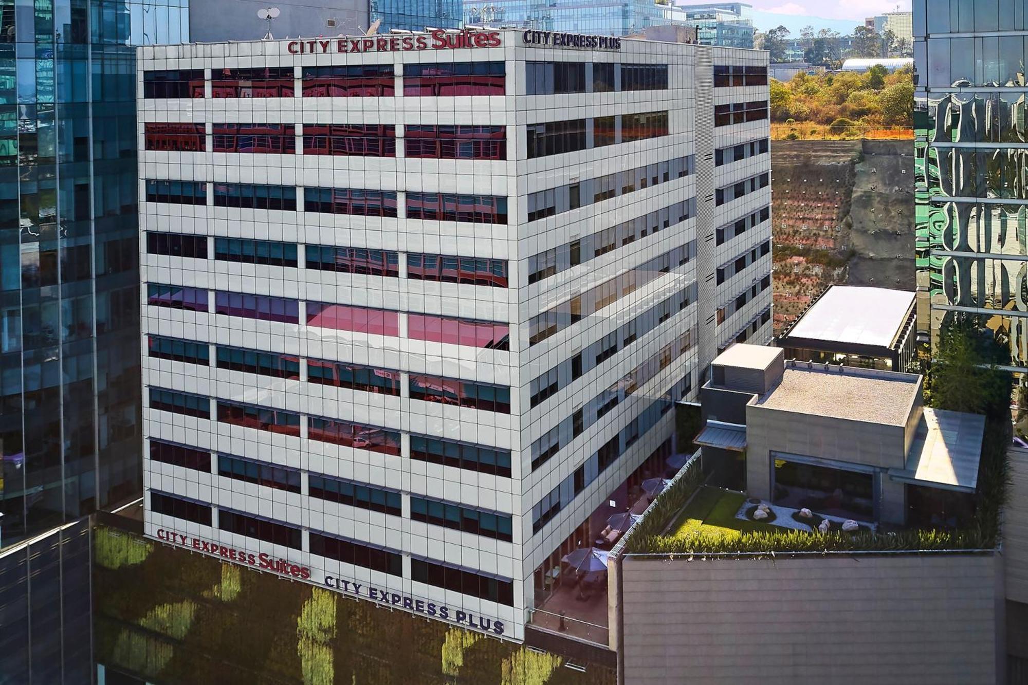 Hotel Express By Marriott Ciudad De Santa Fe 4*