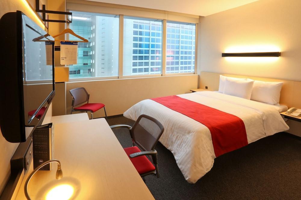 Express By Marriott Ciudad De Santa Fe Hotel 4*