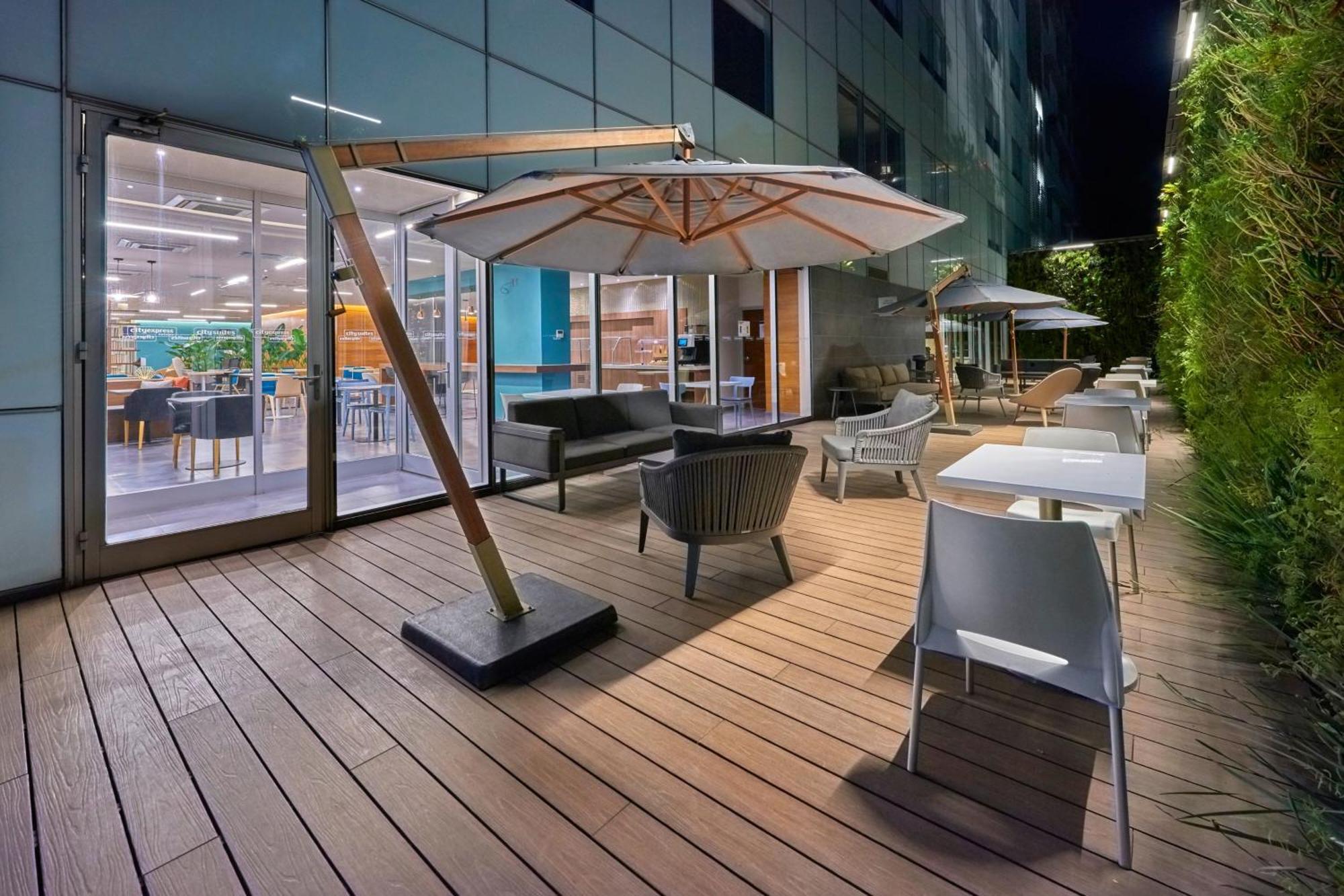 Express By Marriott Ciudad De Santa Fe