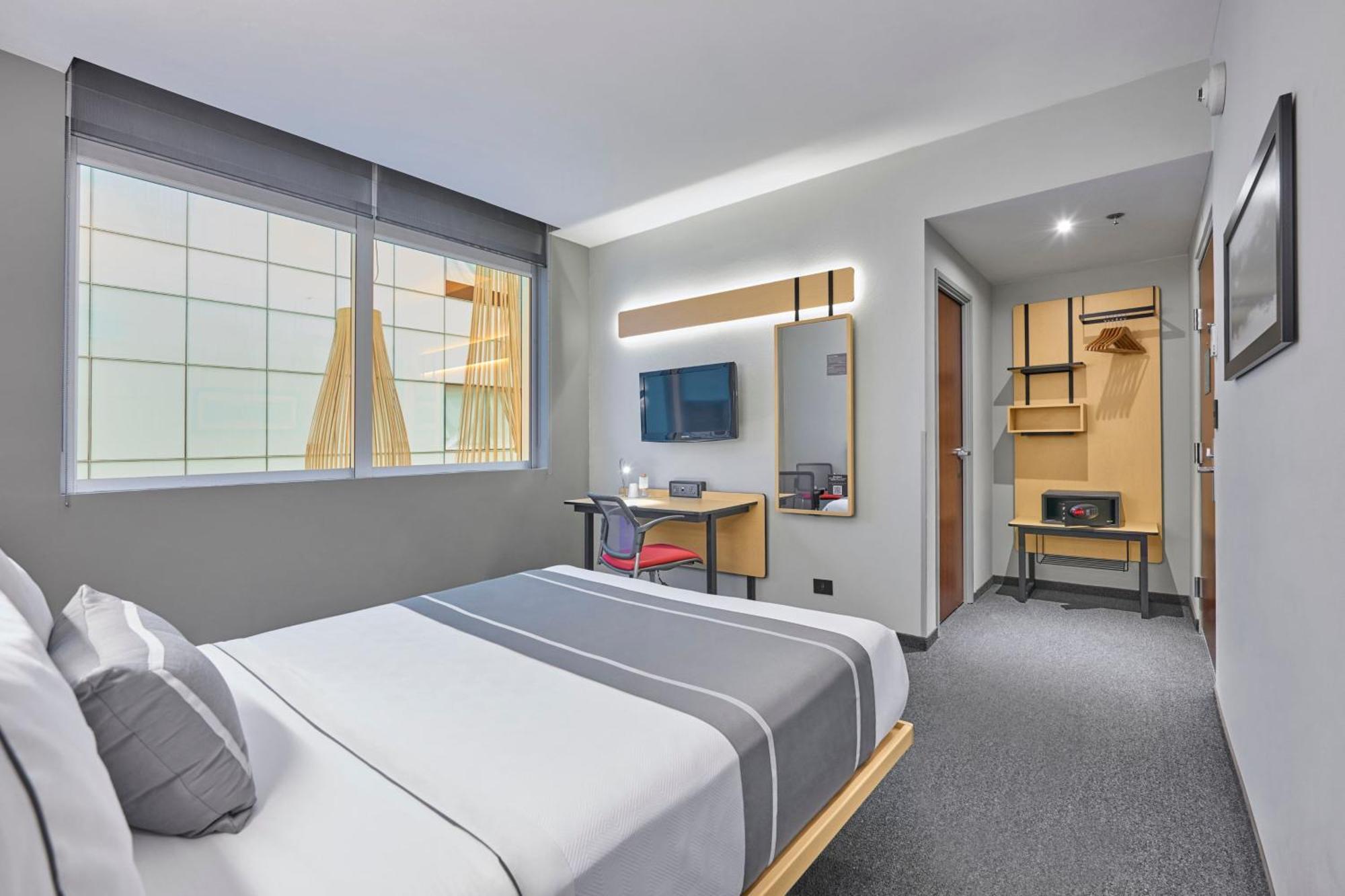 Express By Marriott Ciudad De Santa Fe Hotel Mexico City